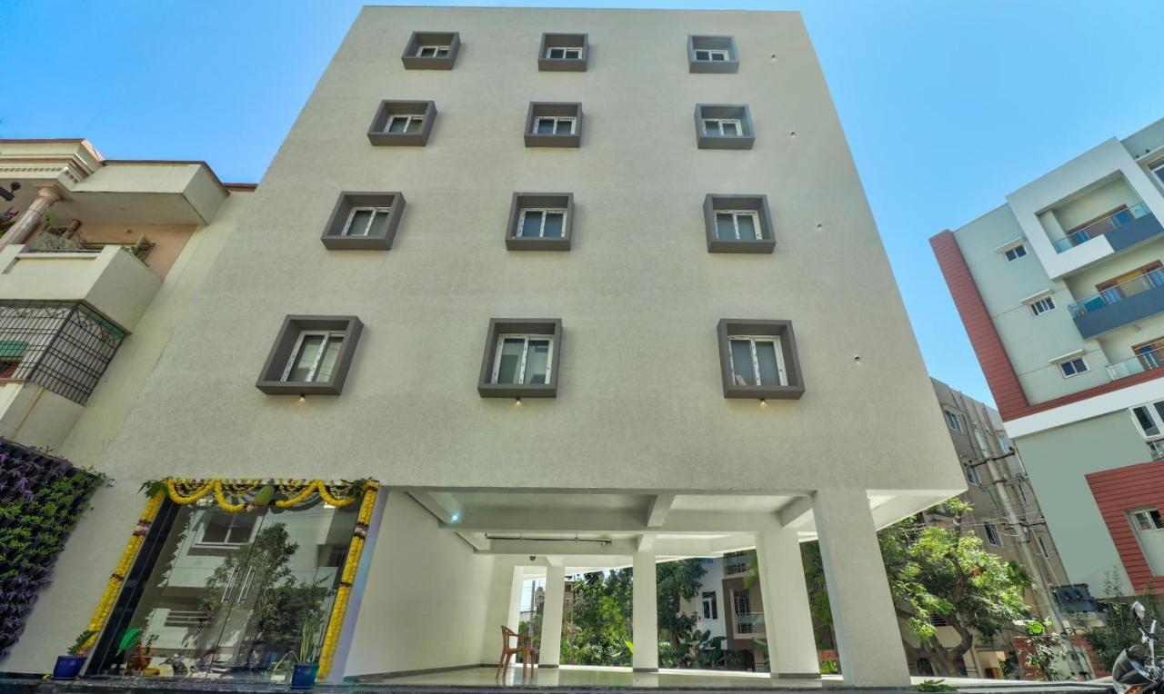 Treebo Sriz Cozy Seethamadhara Visakhapatnam Exterior foto